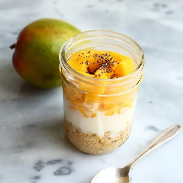 przepisy Mango Overnight Oats