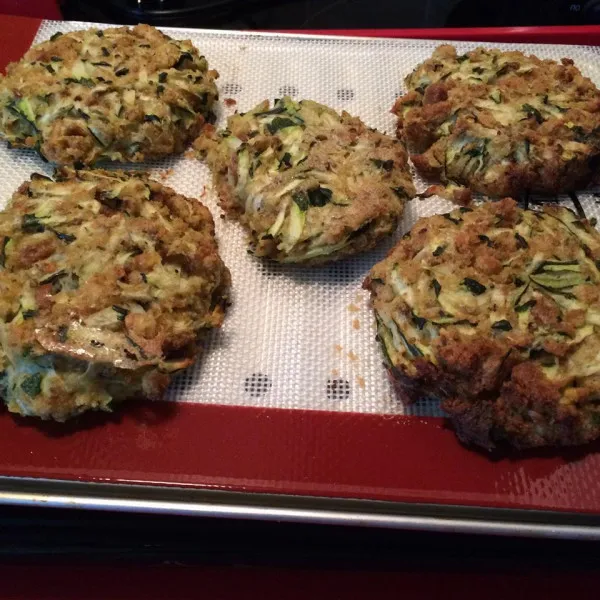 receta Gâteaux de courgettes au four