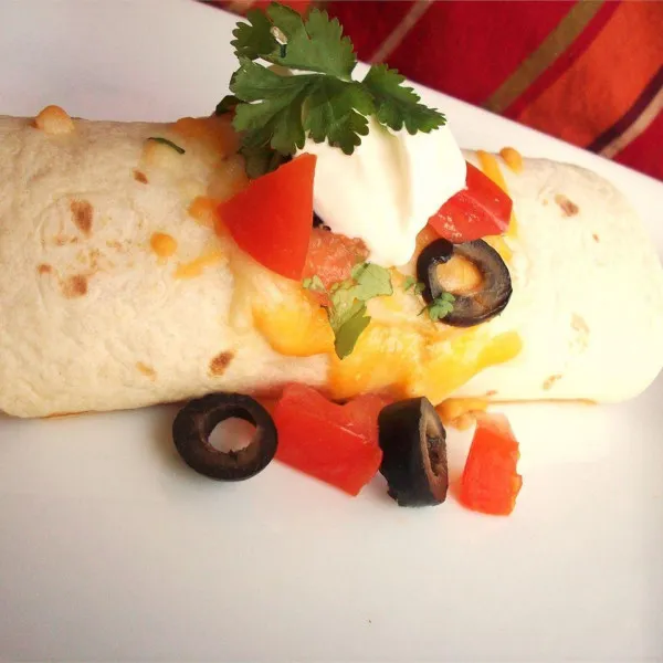 przepisy Pikantne Burrito Ryżowe z Kurczakiem