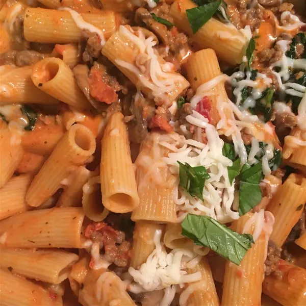 receta Rigatoni Cremoso A La Florentina