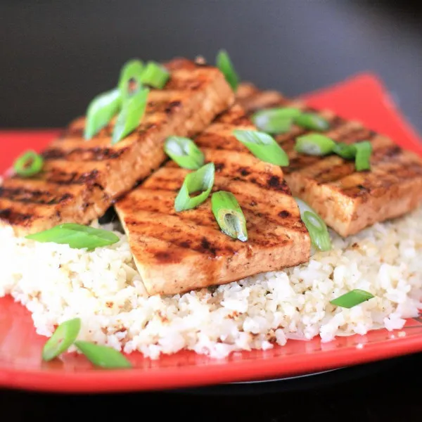 receta Tofu Teriyaki Grillé Avec Riz De Chou-fleur Rôti